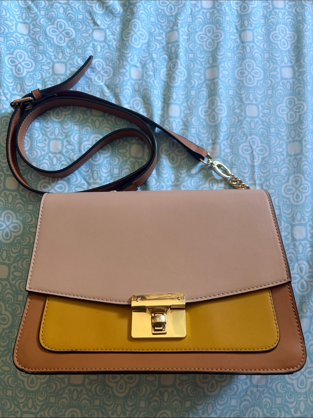 Women’s Colorblock Crossbody Bag - Pink, Mustard, Tan